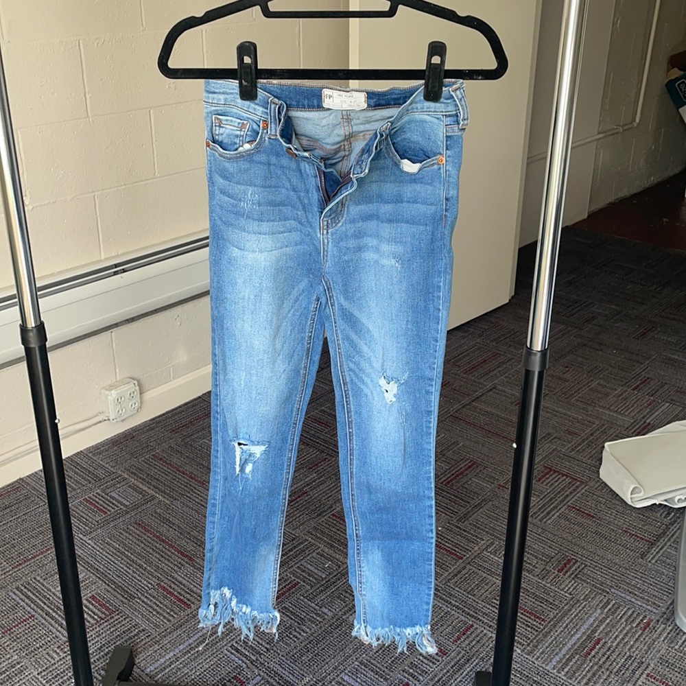Free people size 27 destroyed denim skinny jeans